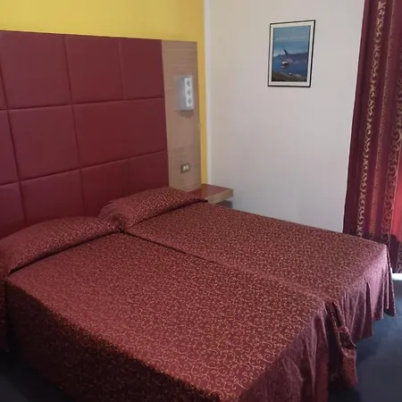 Alpi Hotel 3*