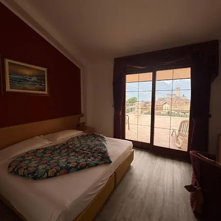 Hotel Alpi