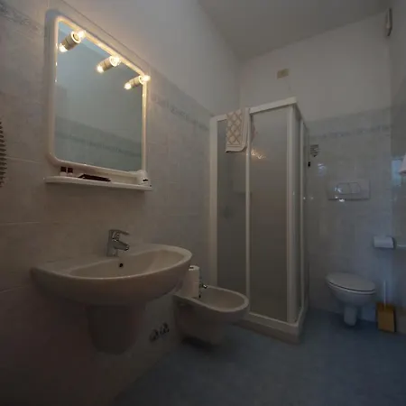 Hotel Alpi Malcesine